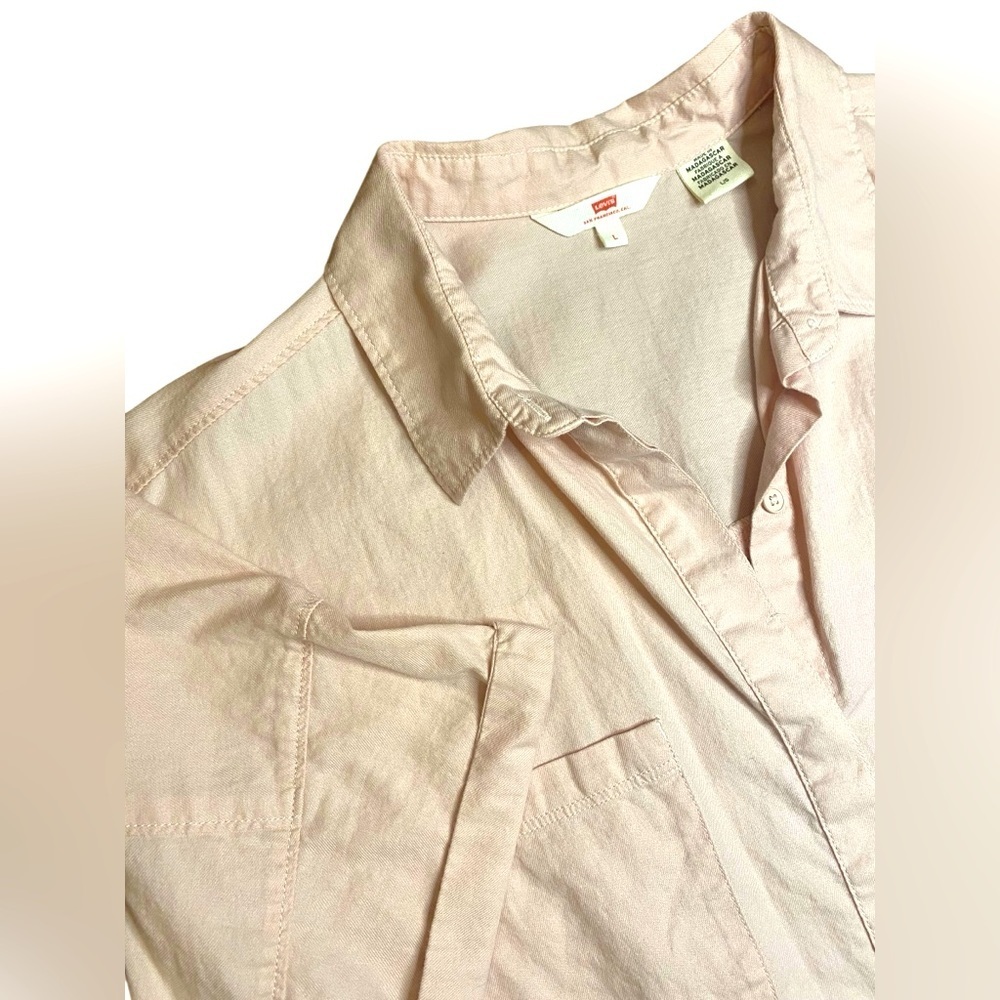 Levi’s Light Pink Button Up Cuff Sleeve Top Women’s L Skater Hipster Streetwear